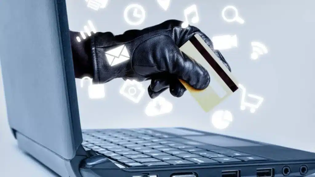 Emeklilik Hayalini Banka Dolandırıcılarına Kaptırdı: 65 Yaşındaki Adam Her Şeyini Kaybetti!