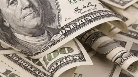 S&P 500, Güçlü Ekonomi ve Yatırımcı Temkinliliğiyle Rekor Tazeleyebilir!