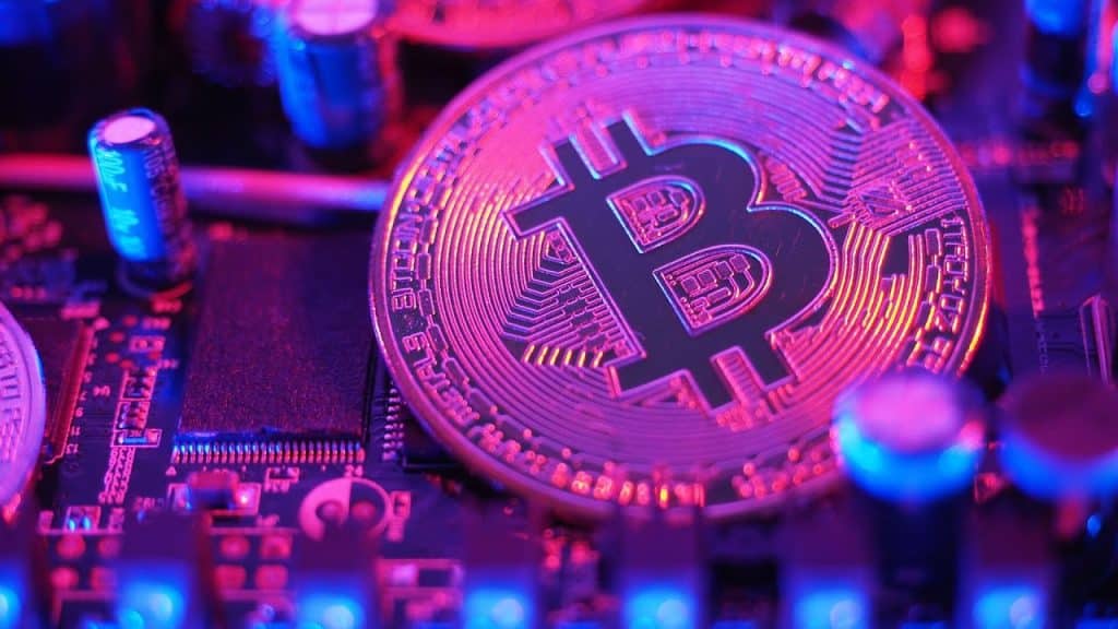 Coinbase Yöneticisinden Çarpıcı Bitcoin Yorumu: 8 Milyar Dolarlık Balina Hareketi Saldırı İzi Taşıyor Olabilir!