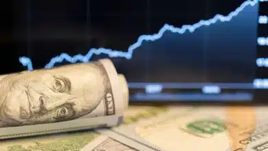 Tom Lee’ye Göre Hisse Senetleri Yıl Sonuna Kadar Yükselebilir: 7.700 Seviyesi Gündemde!