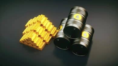 Brent Petrol Fiyatı 100 Dolar Sınırında: Enflasyon Baskısı Altın Fiyatlarını Sınırlıyor!